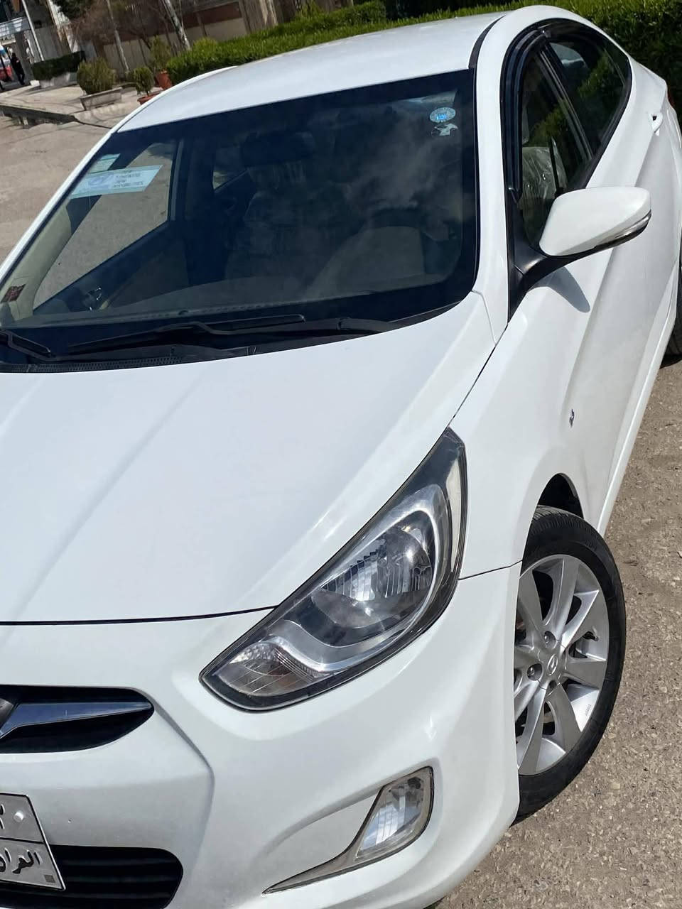 السلام عليكم...اكسنت خليجي بدون ضرر بدون صبغ موديل 2012 رقم دهوك سنويه لغايه 2027 ..حجم المحرك 16 دوش المرغوب بشرط لاصرف ولانفخ ولاراجز بالكارتون بشرط الفحص..الكير اي تي المرغوب...بشرط. تحكمات استيرن جهتين..حاكيه بلوتوث..خمسه ويل كب..طخم تايرات وباتري وكهربائيات جديده تبريد ثلج صدر جديد....السياره مااعوزه اي مصرف واحلى من الصور..السعر 109 العنوان موصل الايسر..للاتصال على الارقام..***********      ***********
