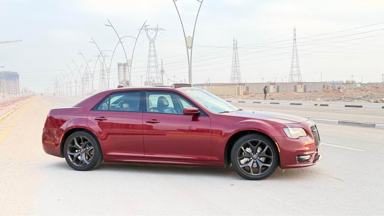 سلام عليكم من رخصت الادمن المحترم كرايسلر اوبامه موديل  2019 رقم اربيل
وارد كندي كلين تايتل كفاله عاامه
مكينه كير كفاله
المسافةالمقطوعه55  m
حجم المحرك 3600
مواصفات Sكولد
* داخل اسود جلد
* كامره خلفيه
* مصابيح امامية زنون مع بلوجكتر LED .
* ويل قياس 20 انج .
* استيرن كهربائي
* شاشه كبيرة مع نظام ملاحة نفكيشن GPS .
* مقاعد أمامية كهربائية عدد 2 . .
* مقاعد أمامية تبريد وتدفئة .
* مقاعد خلفية تدفئة .
* تشغيل عن بعد . .
* تدفئة ستيرن .
* محدد سرعة . .
* كاميرا خلفية دوارة.
* مرايا رادار مع ترحيب متحسسة للاضاءة
* دخول ذكي (بصمة) .
مكان السيارة البصره 
للاستفسار عن السعر واي تفاصيل اخرئ الاتصال متوفر واتساب
*********** البصرة, العراق
