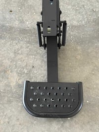 دوسه باب خلفي ترهم لجميع الهايلوكس/٠٧٧٣٢٤٥٧٩٣٠