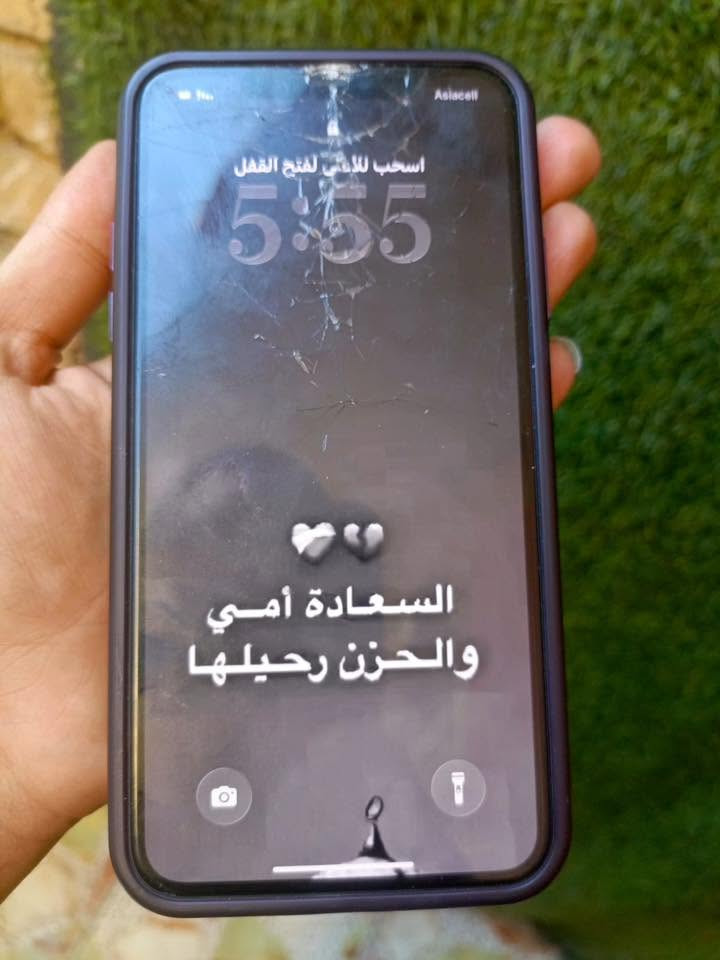 ‏phone 11pro max
📲ايفون 11 برو ماكس

📲نموذج:M

بطارية:🔋 93%‎ 

 جهاز ما مفتوح ابد بس شاشة مكسورة

ذاكرته : 256

السعر:300وبي مجال

للاستفسار فقط اتصال او واتساب على***********
