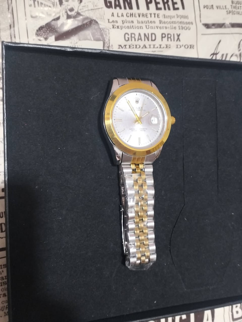 السلام عليكم  شوفلي هذن القطع المفولات


**إذا كنت صاحب هذا الإعلان وتريد حذفه لأي سبب، رجاءا أرسل رسالة إلى الدعم الفني**