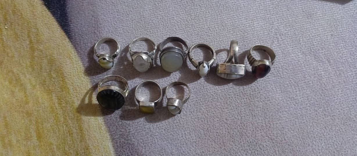 محابس فضه وحجار للبيع قيم وخذ تفاصيل تحت الصور كله اصلي وع ضمان واكو توصيل


**إذا كنت صاحب هذا الإعلان وتريد حذفه لأي سبب، رجاءا أرسل رسالة إلى الدعم الفني**