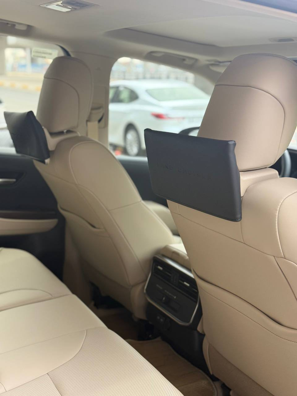 لانكروز جكساره ثلاث شاشات ام رادار 2025
السعر 715 ورقه فقط بدون رقم
صفر كيلو ضمان شركة ساس ثلاث سنرات واربع سنوات صيانة مجانيه بدون رقم يترقم شمالي

للاستفسار زيارتنا في معرض M.cars كركوك او الاتصال فقط

***********

***********
