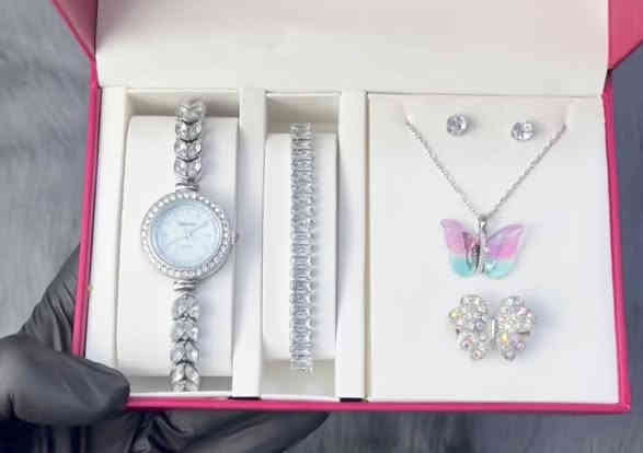 سعر السيت الواحد مع التوصيل داخل تكريت و القادسيه 25 الف و تگدرون أنتو تجون تاخذو أو أدزه توصيل بكيفكم مع ضمان الطلاء الثابت توصيل لجميع المحافظات للتواصل عن الحجز أو الإستفسار على هذا الرقم ***********
