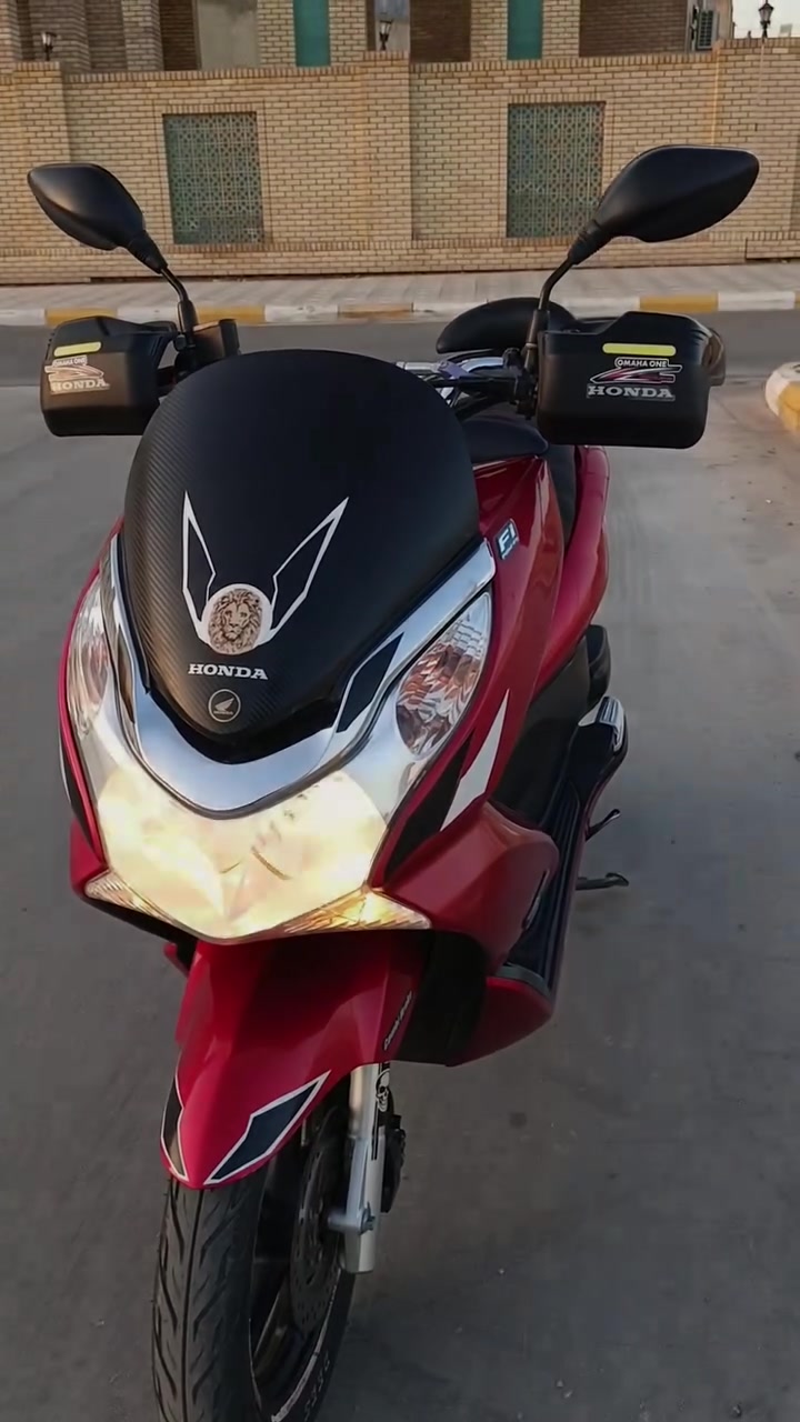 سلام عليكم دراجة pcx للبيع كفاله من الشخط ما ماشيه هواي بعده بجيس الشراي يدخل خاص أو يتصل ***********
