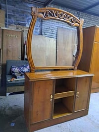 ميز مرايه • صاج • بغداد