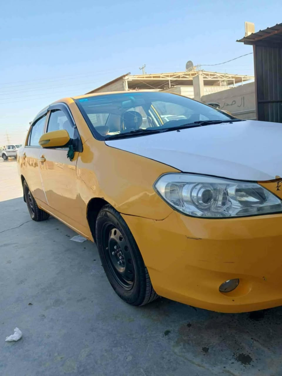 سياره Byd g3 
موديل 2013
مكينه و كير مكفولات 
السياره مكفوله من الجفيه أو الكلبه 
مكينه هوندا كير عادي 
كهربائيات كلها شغاله
تحكم بل مري
اشاير بل مري 
تايرات 
صدر  جديد
بيها ترحيب  
تبريد + تدفئه
السياره بيها جاملغ امامي  فقط 
السياره كهربائيات كلها شغاله ما ناقصها شي   
رقم بغداد مشروع وطني باسمي 

بيها شاشه
مكاني  العزيزية
متواجد عل نت الشراي يتصل 
السعر ٤٥

                 ***********
