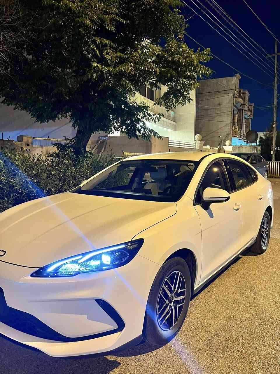 BYD Seil 05  ویل كڕۆم 
بۆ فرۆشتن سیاره‌ك هیجی نیه‌  بێ ته‌زریه‌  بێ ته‌حدیله‌ و بێ 
سبوخه‌ ته‌نها 6000شه‌ش هه‌زار رۆییه‌ سیاره‌كه‌ هه‌موو ئه‌شیایی  
خۆی له‌گه‌ره‌ بێ كێشه‌یه‌   به‌ناوی خۆمه‌ سیاره‌كه‌   
☎️0750 480 7072 
☎️0750 680 7072
