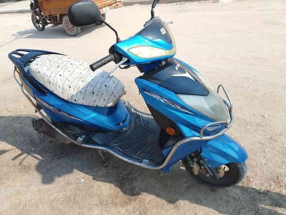 دراجه سيام للبيع نضيفه وحلو وجاهزه مكينه مفتوحه وناعمه مال جناي السعر ٤٠٠ وبيهه مجال قليل***********
تراهم بدولفين أو ماكس مراوس
