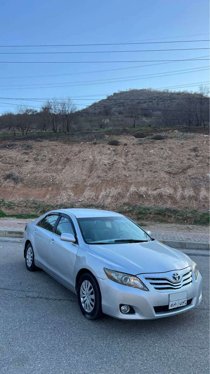 🚗 تۆیۆتا کامری 2010 (Toyota Camry)

سەیارەکا گەلەک پاقژ و بێ مەسرەف، 
ئامادە بۆ لێخوڕینێ.

🛠 مۆسەفات و حالەتێ سەیارێ:

• بێ مەسرەف: سەیارە گەلەک یا پاقژە و چو مەسرەف ل سەر نینن.
• گێر و مەکینا: ب شەرت (بی تەقرە).
• ژناڤدا (داخلی): گەلەک پاقژ و ب شەرت.

✅ پشکێن ب شەرت (فحص):
سەیارە یا ب شەرتە ژ ڤان لایەنان ڤە:
1. برین: ب شەرت.
2. قەلبین: ب شەرت.
3. پەرەشوت (Airbag): ب شەرت.
4. شاسی: ب شەرت.

🎨 تێبینیێن بۆیاغێ:
• بتنێ بانێ سەیارێ سبخە ، تشتێ دی هەمی ب شەرتە. دهوك, العراق


**إذا كنت صاحب هذا الإعلان وتريد حذفه لأي سبب، رجاءا أرسل رسالة إلى الدعم الفني**