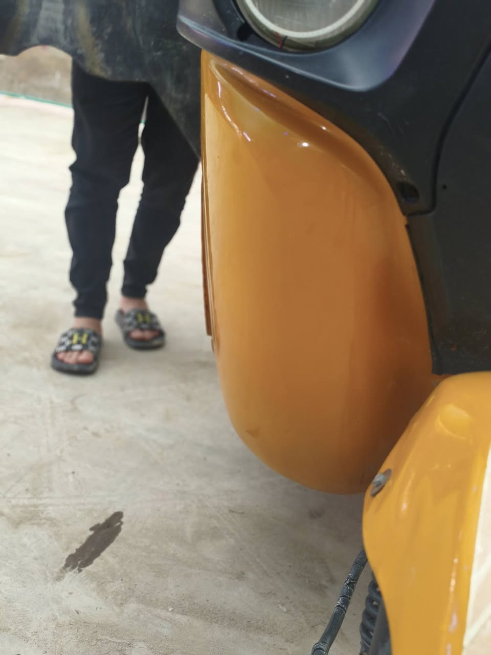 سلام عليكم 2020شهر12 بلاديه بس صبغ بل صفحه قليل تكتك مال جناي ما متعوبه. رقم سنويه نكليزي 
سعر 6750  
رقم هاتف *********** بلديات.
