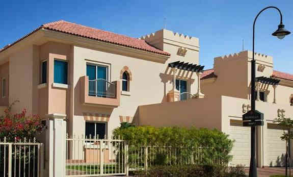 عمل صبغ واجهيات داخل وخارج ***********
