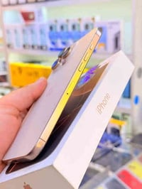 آيفون ١٦ بروماكس • بطارية ١٠٠٪ • السماوه