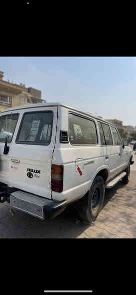 سلاو هاوريان  لاندكروزر بوو فروشتن موديل ١٩٨٩. گير ومه كينة ي   ٣F  ئارم پلاستيك  ده بل ئه كسل  چوار چرايه بوو زانياري زياتر تيل بوو ***********نرخي ٣٥ومعامله
