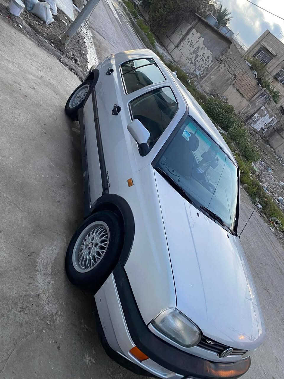 للبيع كولف نفخ موديل 94 مكينه 1800 كير 5 مال كصه تبريد تدفئه
طخم امامي وخلفي جديد طخم تايه باتري جديد رقم نينوى اجنبي شرط التحويل استيرن بور اربعه دسك قفل مركزي 
مكان السياره الموصل جانب الايمن


**إذا كنت صاحب هذا الإعلان وتريد حذفه لأي سبب، رجاءا أرسل رسالة إلى الدعم الفني**