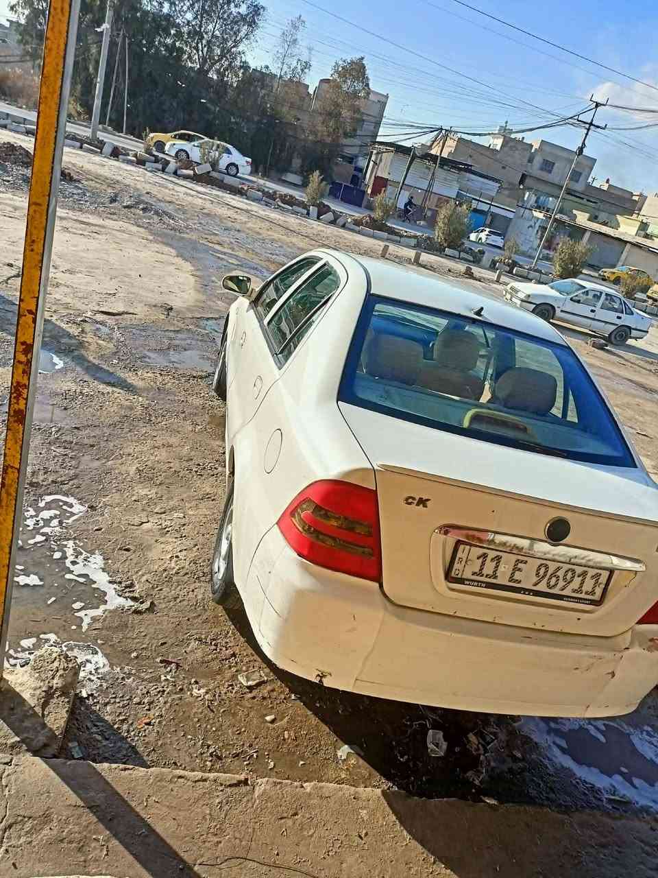 السلام عليكم ck  موديل 13   كصه قدميه رقم بغداد مسطرة هزه جديده الشرعي صاحبي السياره شرط وكالة تحويلل
صبغ حزام طخم تاير جديد محرك كير شرط 
تبريد شغال 
داخل السياره كلو ابلادي وضع شركه كامره شاشه تاب Andrew White

السعر 42 
***********
