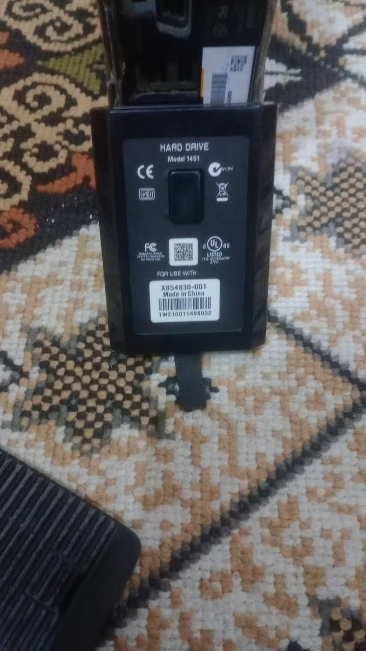 اكس بوكس كامل ملحقات
هارد محولة اصلية يدة تحكم واير عدد 1 اج دي 

عاطل يصلح   فقط الجهاز عاطل تصليحة غير مكلف 

بسعر60 الف فقط

لستفسار ***********واتساب
