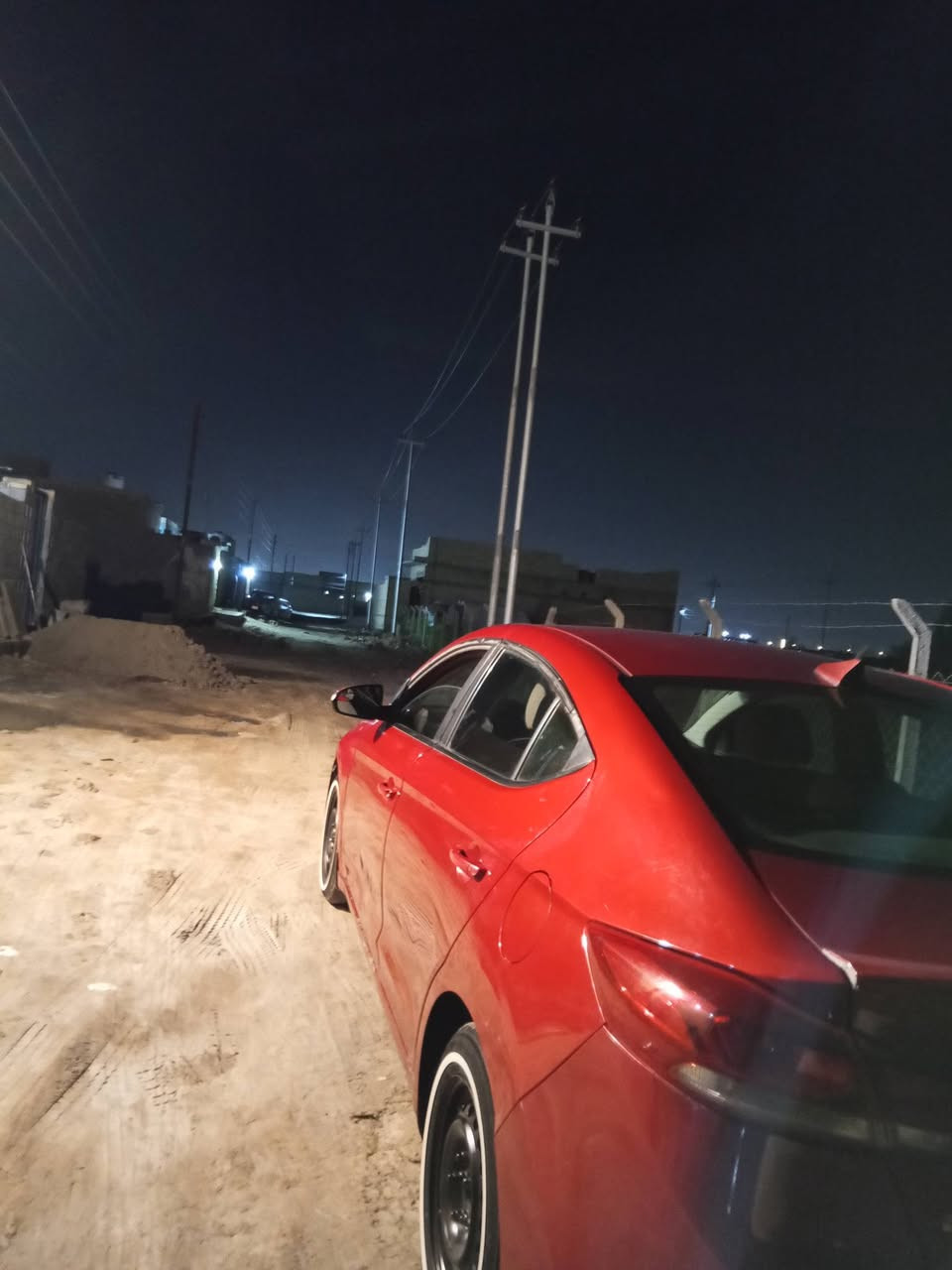 السلام عليكم النترا للبيع في ذي قار اللون الاحمر غير مميز رقم تلفون  
موديل ٢٠١٧امريكي رقم ذي قار باسمه السياره. ***********
