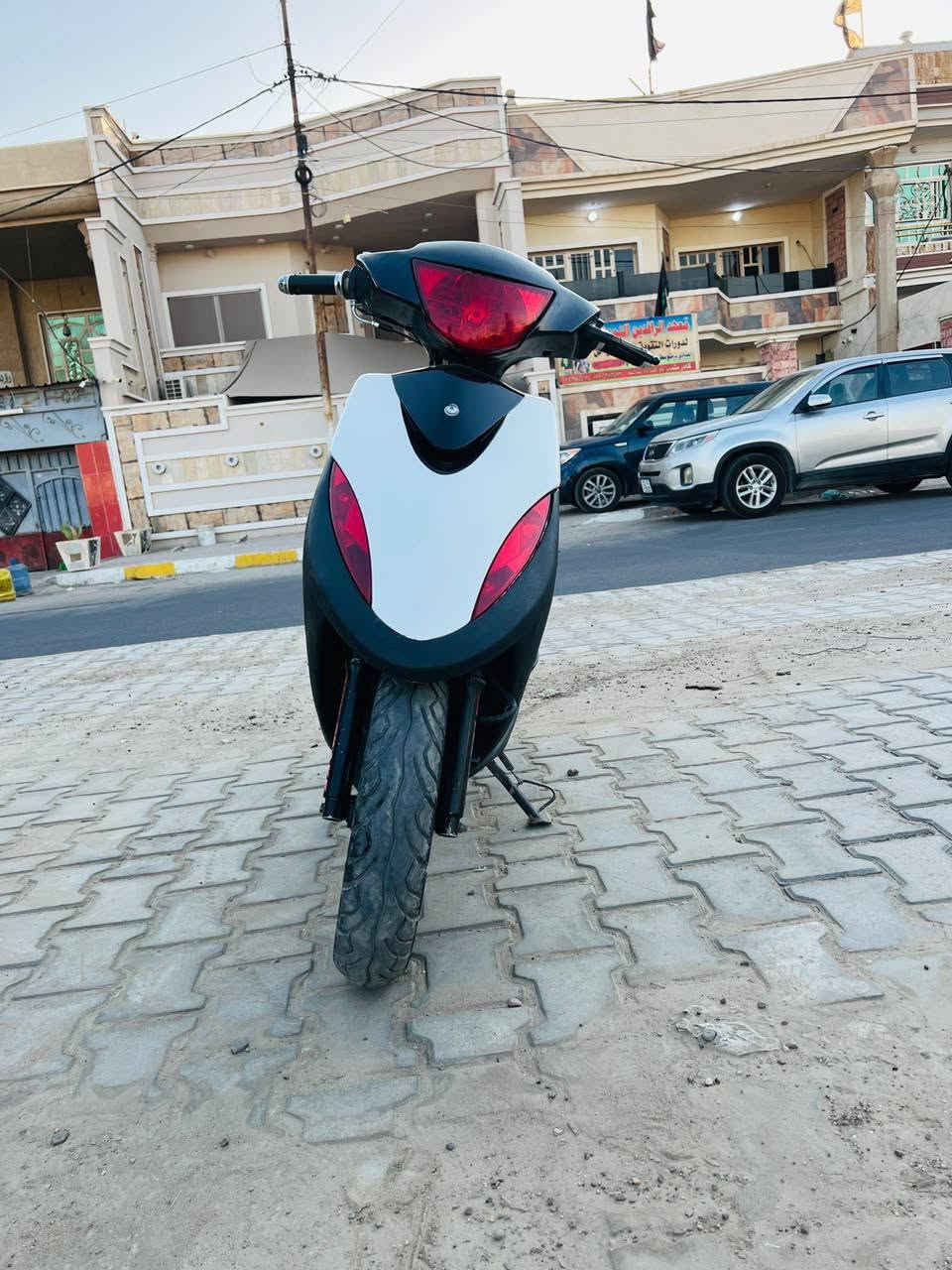 سلام عليكم
دراجه ماكس عدله 55 مكينه هاون شلعه ومعدل ما نقصها شي  ٥٥٠ وبيها مجال 
بغداد المحموديه ***********
