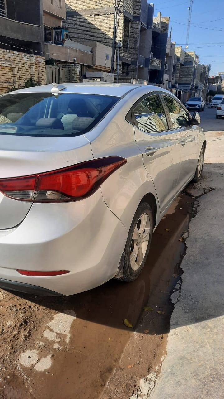 النترا موديل 15سياره فول فتحه وبصمه محرك 1800سعر117رقم ***********
