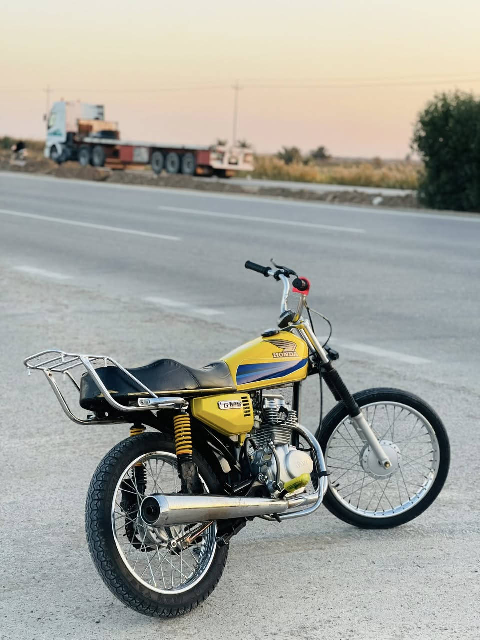 يا الله دراجة نامة شلامجة لبيع تعمير 2025 شاصي  2011اوراق اصولي المكان واسط ناحية الدبوني : ‭٠٧٨٢ ٣٠٤ ٩٤٦٤‬
