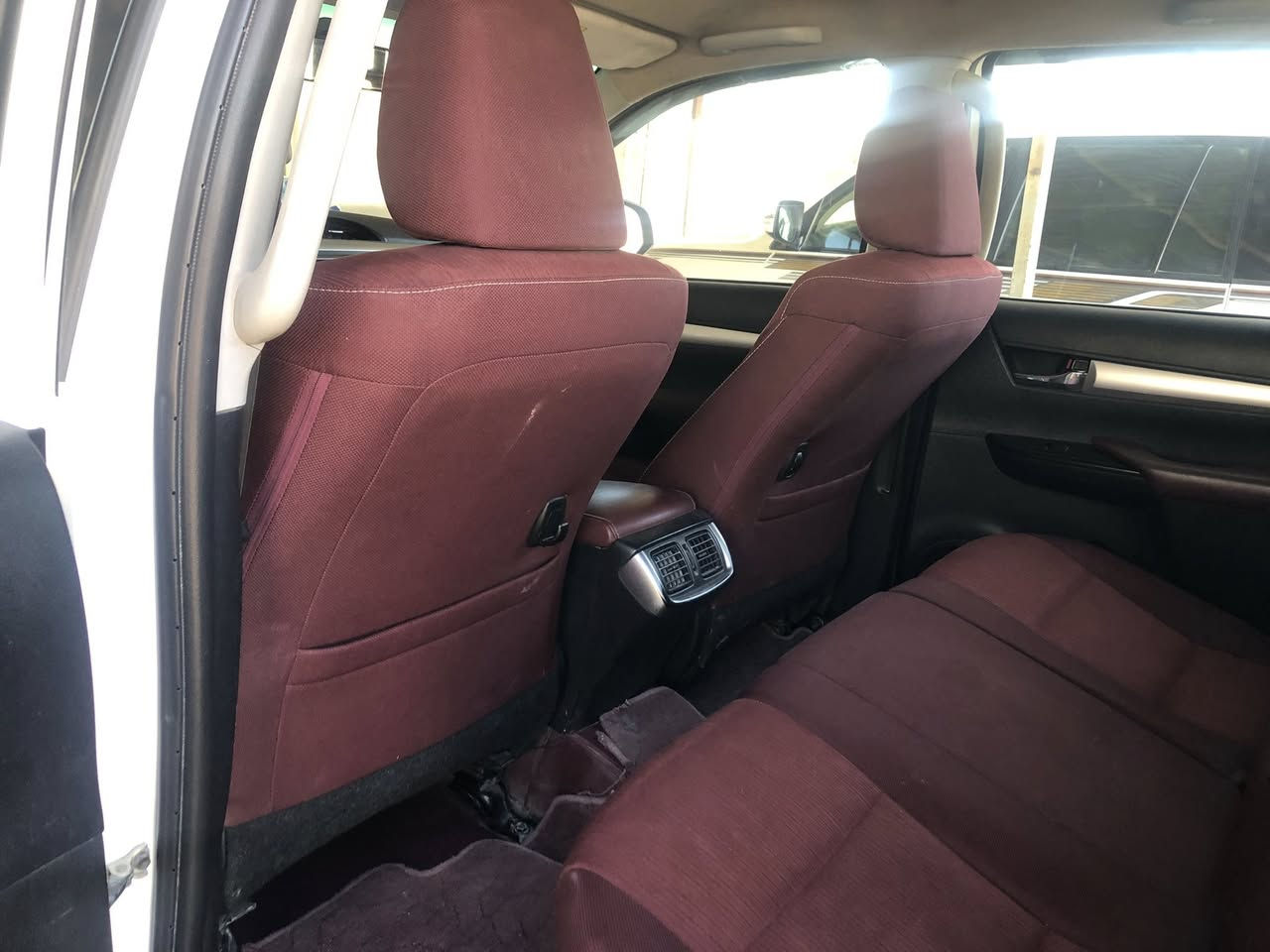 تويوتا 2019 للبيع كويتي باب اول رقم أنبار انكليزي كفاله عامه السعر 268 ***********
