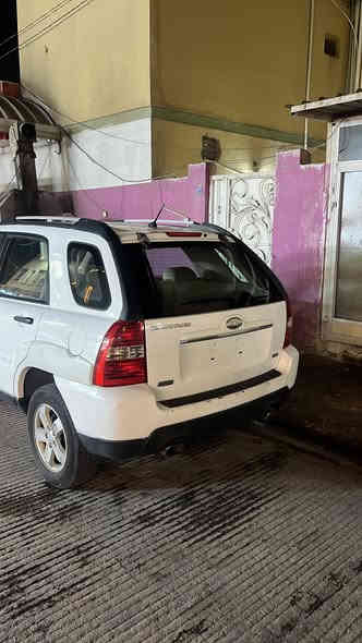 السلام عليكم كيا سبورتج ٢٠١٠ للبيع والمراوس حسب القناعه السياره جاهزه على أخر حبايه مكينه ٦سلندر ٢٧٠٠ فورويل تخم تاير تبريد حداديه مكينه كير داخل بيجي السياره كلش حلوه السعر ٤٥ وبيها مجال بسيط  كصه جنطه 
للأستفسار ***********
