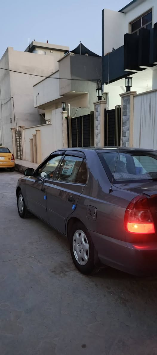 السلام عليكم 

اكسنت فيرنا موديل 2009 رقم اربيل مسطرة هزتها تنتهي بشهر العاشر 10 والسنوية لل2028
گير عاادي وتبريد ثلج وي السويچ السيارة صبغ عام للجمالية فقط أثر جراد 
السعر 54 ورقة
 
***********

