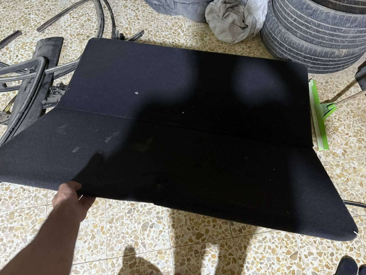 غراض ترافرس للبيع موضحات بصور 
يرهمن ع موديل 2022 و2023 و2024  الشكل القديم
واكو توصيل  للمحافظات
*********** واتساب
