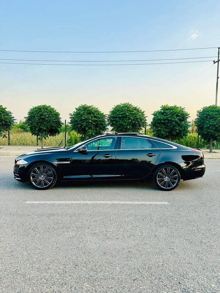 جاكور للبيع او مراوس VIP XJL V8 سوبر جارج وكاله سردار
للاخير ١/١  موديل ٢٠١١ خليجي وكالة سردار رقم اربيل       

                      ماشيه 102 كيلو متر فقط  مكينه v8 

المواصفات
٥ بصمات 
بانورما 
داخل جلد مشمشي
مساج  
تدفئه وتبريد بالكشنات الاماميه 
تدفئه وتبريد بالكشنات الخلفيه
كشنات الاماميه كهرباء 
كشنات الخلفيه كهرباء 
كشن السايق ميموري 
استيرن كهرباء 
لايتات داينمك 
بردات خلفيه جانبيه 
طاولات خلفيه
تحكمات خلفيه
كشنات الخلفيه مساج 
برده خلفيه كهرباء
هاند بريك بصمة
لايتات زينون بلادي
جنطة كهرباء 
دوس جاكور ليزريه 
انارة داخليه لمس 
شاشه كبيره تدعم نظام الملاحة
تبريد مركزي 
كامره خلفيه فول HD 
حساسات امامية
حساسات خلفيه
ماسحات اوتو
تجاوي كهرباء
رادارات جانبيه
كير ماوس ٨ نمر
شفتات استيرن
تدفئه استرين 
كيجات الكترونيه
نظام سبورت
نظام S سبورت بلاص
نظام ثلوج 
صاج ملكي نفس الموجود بالبينتلي 
سستم سماعات Luxury ٢٤ سماعه
ليد امامي 
بك لايد ليد 
ويل كب 20 بلادي  
وبعد بيه مواصفات اكثرر 
السعر : 125  وبي مجال 
*********** علي
