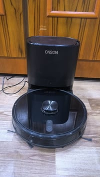 مكنسه ذكيه ONSON ​🔹 تفريغ ذاتي: تفرغ الأوساخ بالقاعدة وحدها، ما تتعبك ...