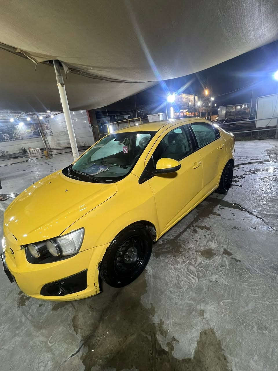 شوفرليت سونك أمريكي
مكينة  مابيها شي كير جديد. تخم تاير جديد حدايدة كلش تعبانه

السياره تتاخر بتشغيل بسبب حساس كرنك  والفيت بم مواصله كهرباء ضعيفة لو كتف لو قطع 

  بيها حادث باب خلف الصدر.  وبيها ضربات وطخطخات 

رقم بغداد الماني 
السياره طافية أبيعها ع وضعها 45


**إذا كنت صاحب هذا الإعلان وتريد حذفه لأي سبب، رجاءا أرسل رسالة إلى الدعم الفني**