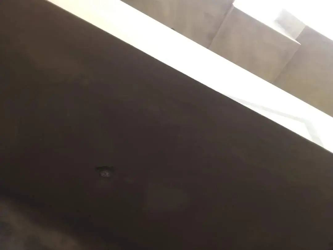 سلام عليكم🙋 خلفة سمنت وجص وبورك شغل حلوو حييل كادر كامل حالين متفرغ شعلي فقط حلة كربلة  لرقم مالتي *********** وبية وتساب
