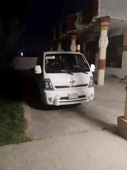 السلام عليكم كيه 2700البيع مديل 2020 رقم واسط 
السياره مكفوله كفاله عامه سونار مكفول السياره سعرهة 135ورقه قفل غير هاذه سعر رجائن ينتصل‏‪***********‬‏
