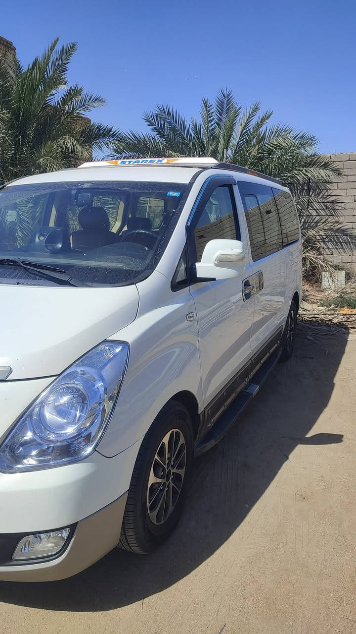 السلام عليكم رمضان كريم 
للبيع 2018 بسمي كفالة رقم بغداد انكليزي سنويه 28
 مخلوطة مكينة مجول نص بنص 
فول مواصفات
العنوان ذي قار 
للإستفسار على الرقم ***********
اذا ماعندك رصيد بش رمش
