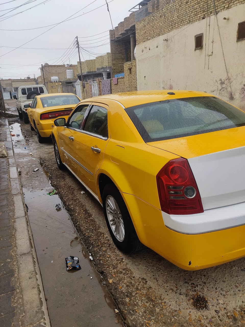 سلام عليكم اباما عشره اصل للبيع مكفوله من ضربه فقط خياس مصلح رقم بغداد صاحبه بلمجر جارنه تخم تاير جديد تبريد ثلج غرفته كلش نضيفه ميه نضافته عسلي حداديه 80بلميه والشراي تنتصل ***********سعر 115وبيه مجال لطيبين
