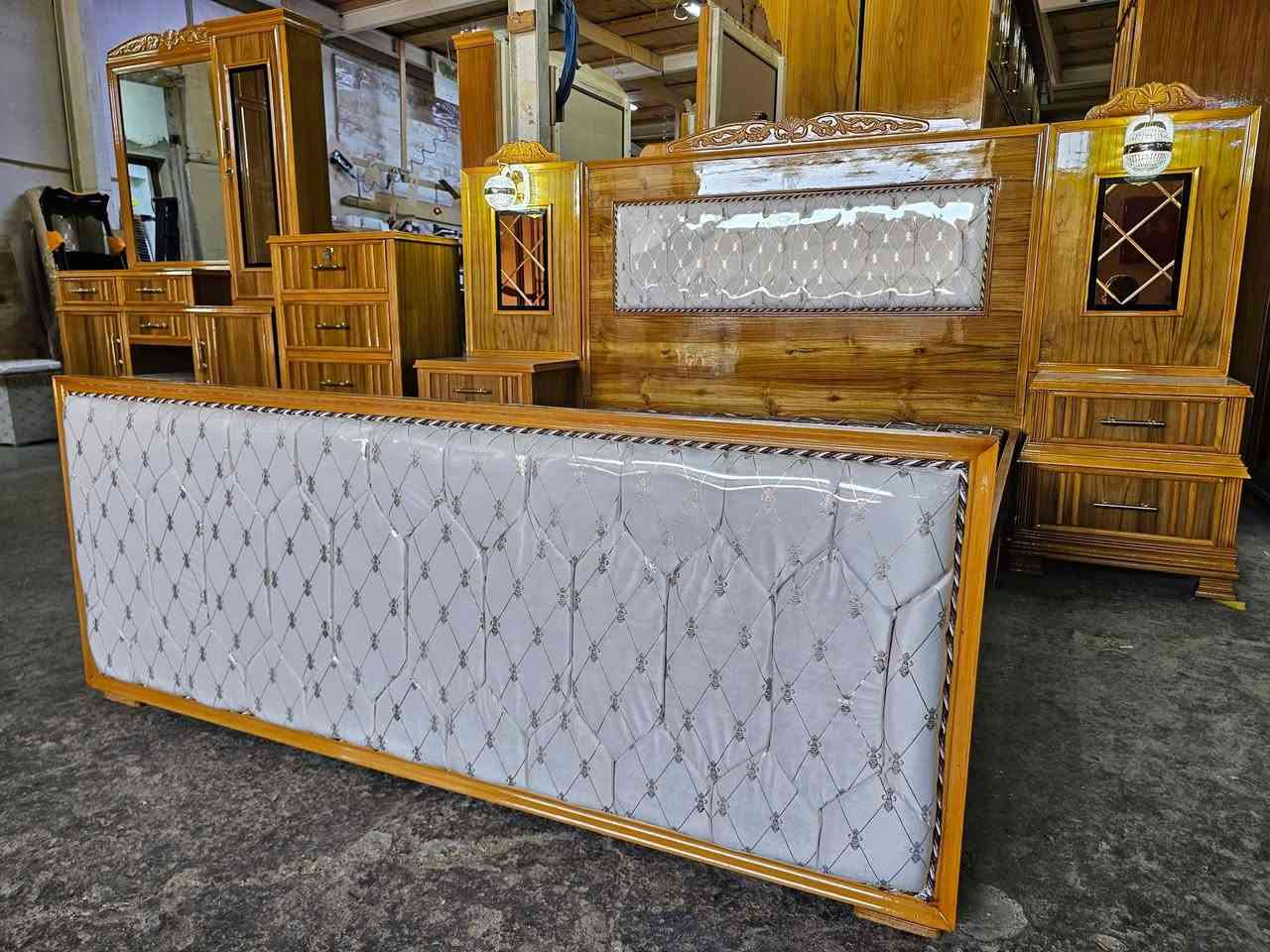 غرف نوم صاج /حطاطه
شغل ثقيل درجه اولى
شغل الموصل 
متوفر حسب الطلب 
طابق واحد و طابقين/ملحق
4ابواب ..5ابواب...6ابواب
التسليم بعد اسبوعين من الحجز ان شاء الله 
صاج 5ملم ...
قبلمه ونقش زان لجميع الغرفه 
كنتور ظهر جرجوبه 
زاويه بارتفاع الكنتور
جربايه ركم خشب الماني
تقطيع الكنتور حسب الطلب
دوشمه  درجه اولى مع غلاف نايلون
------*-----
للاستفسار 
ثائر لتجاره الأخشاب ومستلزمات التجاره 
الانبار عنه/ شارع الحضره -قرب عالم الدراجات
***********
