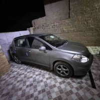 فيرسه 2008 للبيع سياره جاهزه تايرات صدر كير محرك كلها جاهزه بيها مكانا...