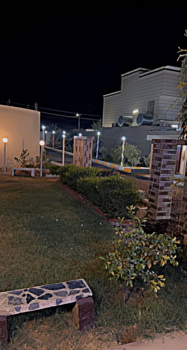 ‎السلام عليكم
‎للبيع ارض زراعيه طابو زراعي سند 25مساحه(3400) متر مشيد عليها دار سكني مساحه 450 متر ومغروسه اشجار حمضيات ونخيل وحدائق متنوعه  
‏‎العنوان الفلوجه السجر الشارع الرئيسي يبعد عن خط السريع  الدولي400 متر  
علما انه العقار ع موقع تجاري ومجاور مول وجمعيات وكافه الخدمات
‏‎(السعر285 مليون )وبي مجال بسيط 
‏‎للاستفسار ***********
