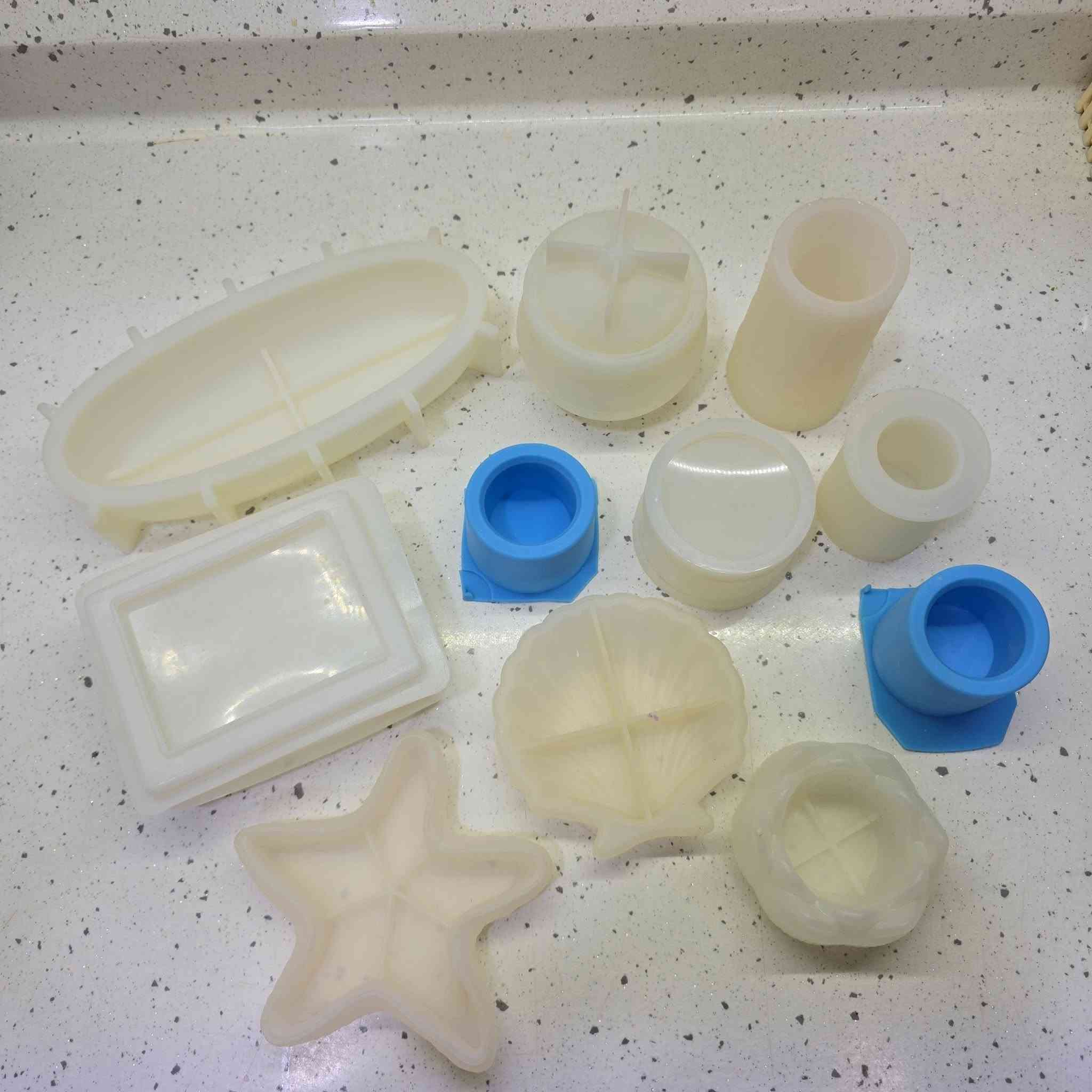 قوالب شمع وحجر للبيع نضيفات جدا الاستخدام قليل جدا والأسعار موجوده على القوالب  ونماذج هم نزلت  
#قوالب شمع #قوالب حجر   #قوالب للبيع


**إذا كنت صاحب هذا الإعلان وتريد حذفه لأي سبب، رجاءا أرسل رسالة إلى الدعم الفني**