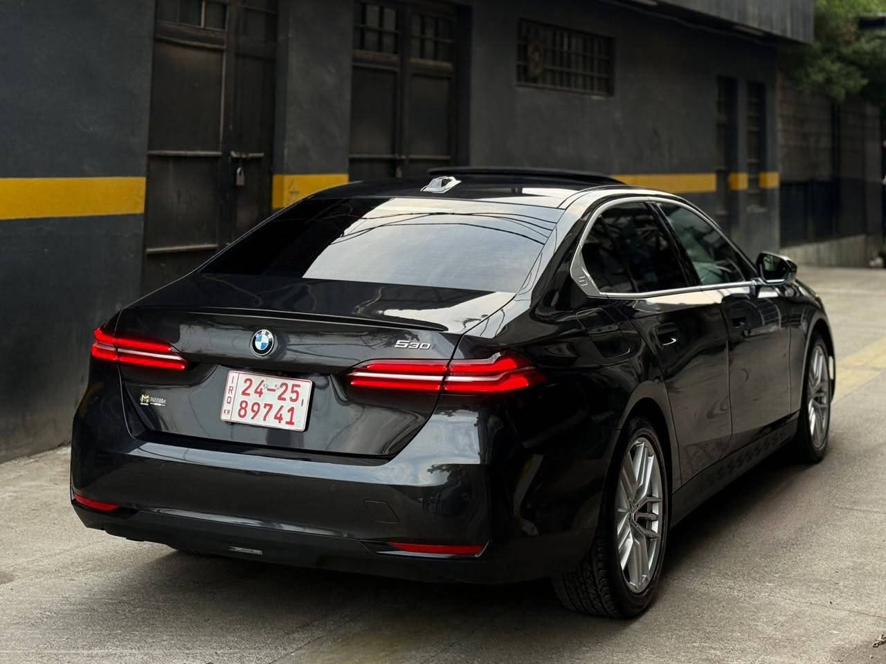 BMW 530i Luxury Line
موديل 2024
المحرك 4 سلندر توين باور تيربو
المسافة المقطوعة 47 الف ميل
نظام الدفع تو ويل
اللون اسود كذابي نفطي طوخ

السيارة كلين تايتل
كفالة عامة

المواصفات
داتا شو لاينر مع كيج وعداد الكتروني
فتحة سقف
كاميرات عدد 5 مع كاميرا داخلية لتسجيل الغرفة
عدسة مراقبة القيادة
رادار امامي
رادار 360 درجة
رادار النقاط العمياء
رادار تحديد المسار وخطوط الشارع
كشنات هيت مع خزن ميموري
كشن داينمك
ليد داخلي متغير ليزري
التحكم بالصوت وتغيير الاغاني عن طريق الاشارة
لايت اوتو عالي وناصي
ماسحات جام اوتو
تشغيل عن بعد
اوتو ستارت
اوتو هولد
دشبورد ليزري بعدة الوان
صندوق كهربائي بصمة
يفتح بالقدم
يفتح عن بعد
نظام صوت هارمان كاردون
داخل جلد اسود

ملاحظة
يوجد شخط بسيط بزواية البونيد ناتج من الشحن وتم تكحيله تكحيل بلادي بمساحة شبر تقريباً

السيارة تمشي 90 يوم وبعدها تترقم شمالي
سعر الرقم 11 ورقة

رقم صاحب السيارة 
***********
