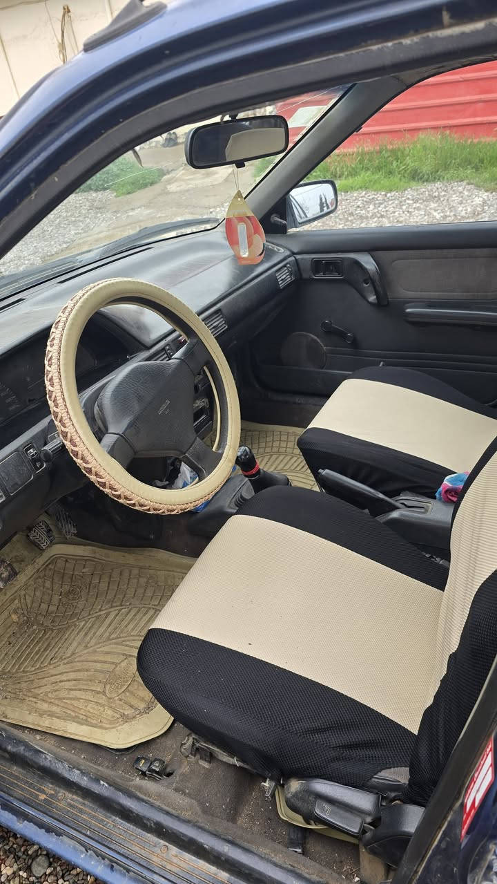 للبيع سياره مازدا 323 موديل92
رقم دولي جديد سنويه جديد ل 2030

شرط التحويل گير ومحرك شرط 

طخم تايير جديد دوشمه جديد 

السعر 37
للآستفسار ***********
