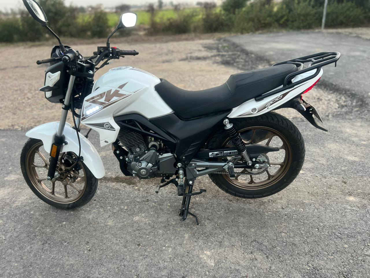 دراجة Rk 200cc 2025
دراجة جديدة ماشيه 4700 رقم اربيل انگليزي

رايدها ب2600 بيها مجال قليل مكاني بغداد

السنوية باسم الشركة
واتس ***********

