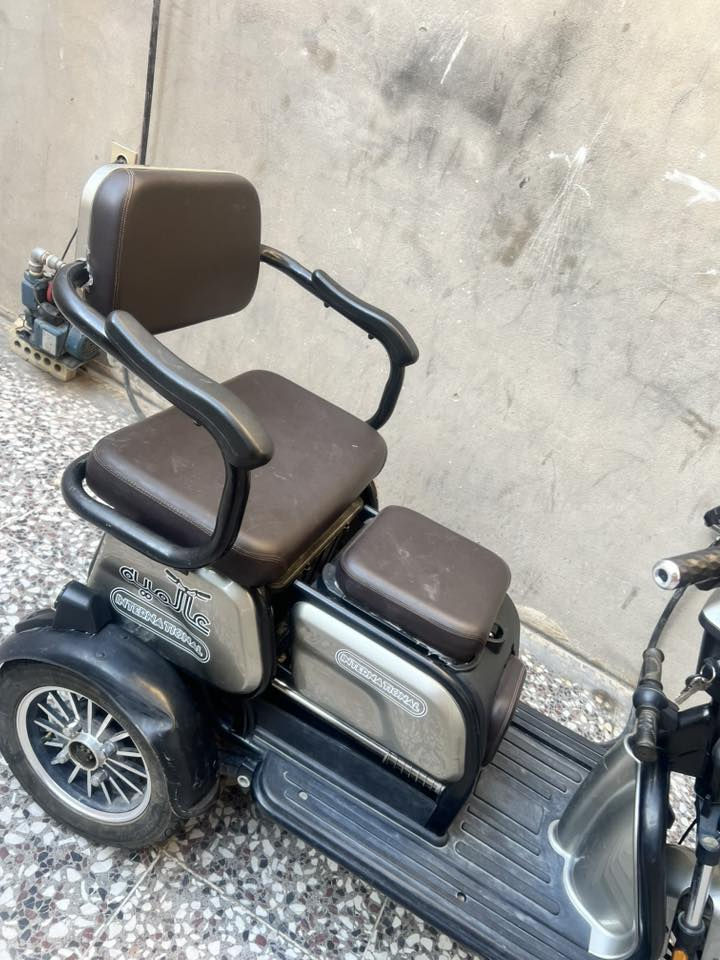 سلام عليكم
دراجه معوقين للبيع ماشاءالله بطاريه نضيفه وهيه استعمال منزلي سعر 450 ألف


**إذا كنت صاحب هذا الإعلان وتريد حذفه لأي سبب، رجاءا أرسل رسالة إلى الدعم الفني**