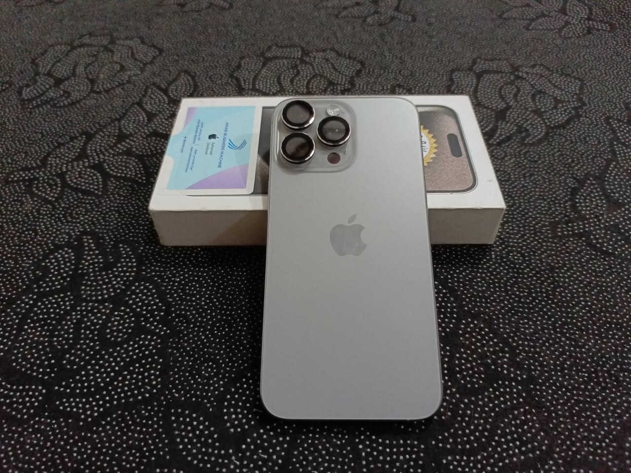 السلام عليكم ايفون 15 برو ماكس للبيع شرق اوسط AAA ذاكره256 جهاز لامبدل بي شي ولا مفتوح بطاريته 89 رايدة بمليون ومية 1100000 مكاني نجف
رقم الهاتف *********** بي واتساب
