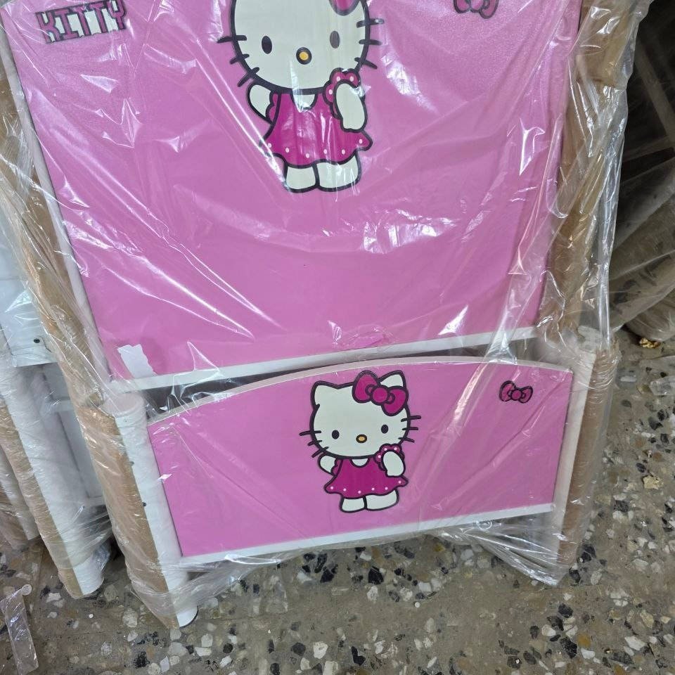 سرير خشب تركي 
سرير حديد ايراني الثقيل 
النور للاثاث التركي الشطرة شارع مرطبات الإيطالي مقابل مستوصف الخالصة 
التواصل  *********** 
متوفر البيع بالاقساط على الماستر كارد 
ضمان على جميع الاثاث التركي حصرآ
