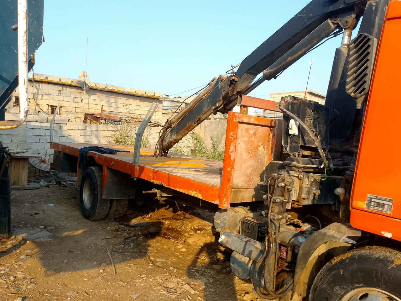 سياره كرين فالفو 7طن طول البدي 7 متر كرين مسجله بل سنويه بلاديه رقمه سليمانيه سنويه صاقطه بشهر 8 للأستفسار ***********//***********ب٧٥ وبيها مجال مكلف بلنشر
