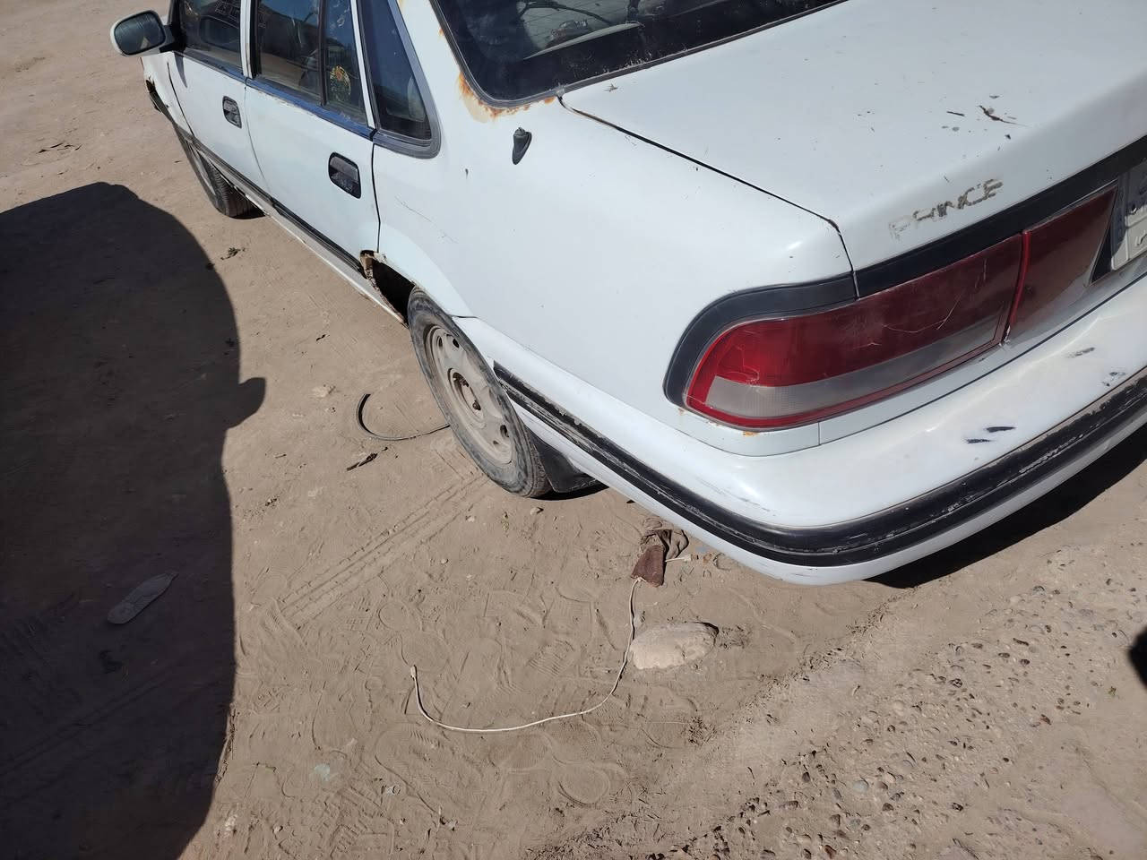 السلام عليكم برنس ٩٥ رقم بغداد مكينه وكير مكفولات كير عادي تخم تايرات صدر نضيف كهربائيات كلهه شغاله سياره بلاديه غرفه حلوه سنويه ٢٧ سياره جاهزه السعر ٢٥ وبيهه مجال الاتصال *********** أو
