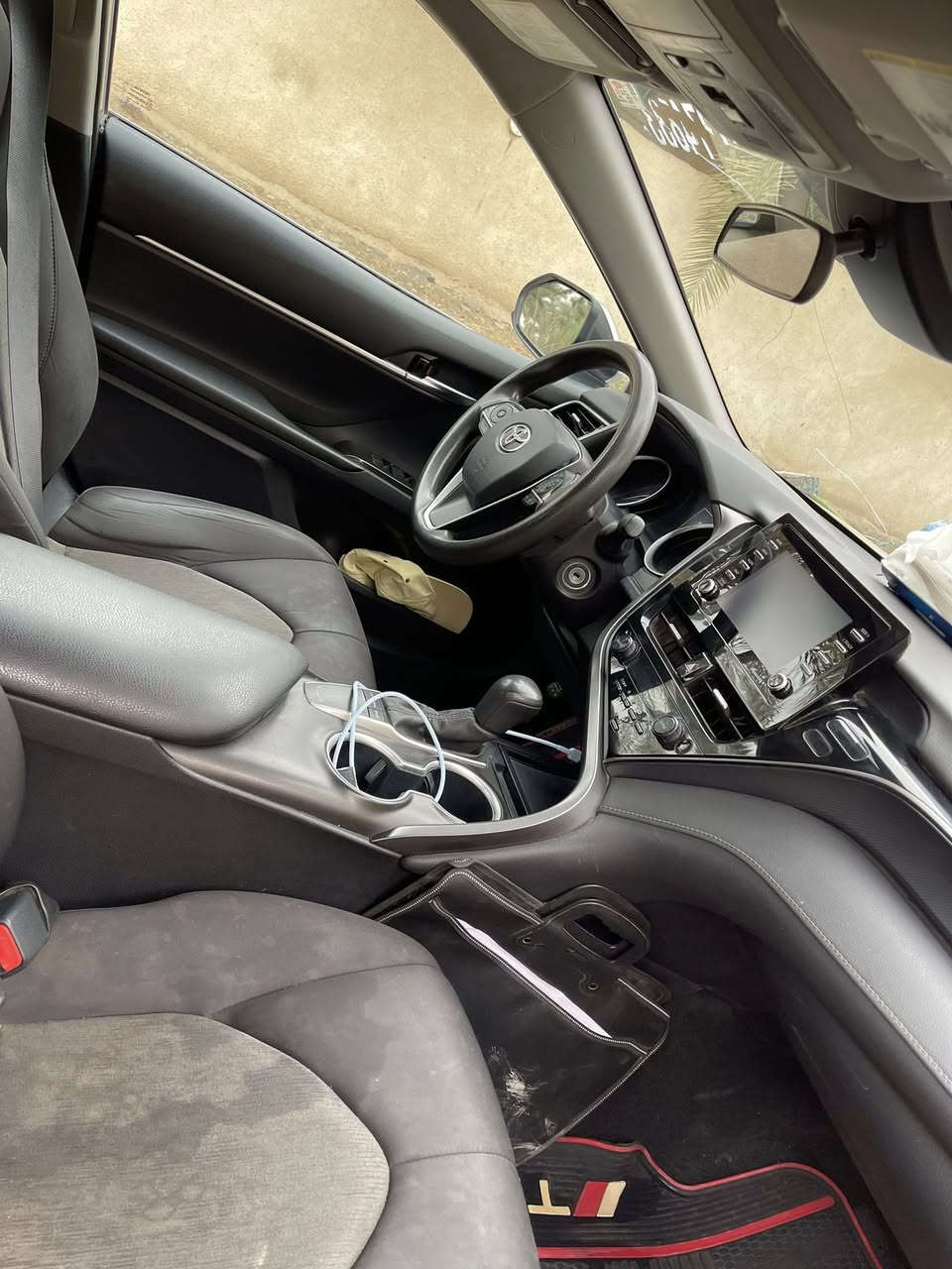 كامري ٢٢ LE
معروفة مواصفاته 

ماشيه ٨٧ ميل 

رقم بغداد باسمي 

السونار موضح سياره بدون ايرباك 

بنيد مبدل

وكلير باب السايق والوراهة شرط بدون قطرة معجون 

السعر ١٨٠ وبيه مجال مكاني بابل الحله 

***********
