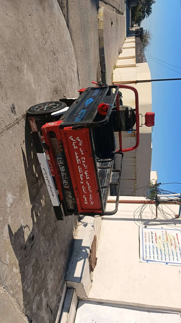 السلام عليكم ستوته للبيع مديل ٢٠ محرك٢٣ستوته نضيفه محرك شرط ركبه شرط ابليته بيه اوراق كامله تايرات جوبلس مكاني كركوك شراي خابر ودلل ***********
